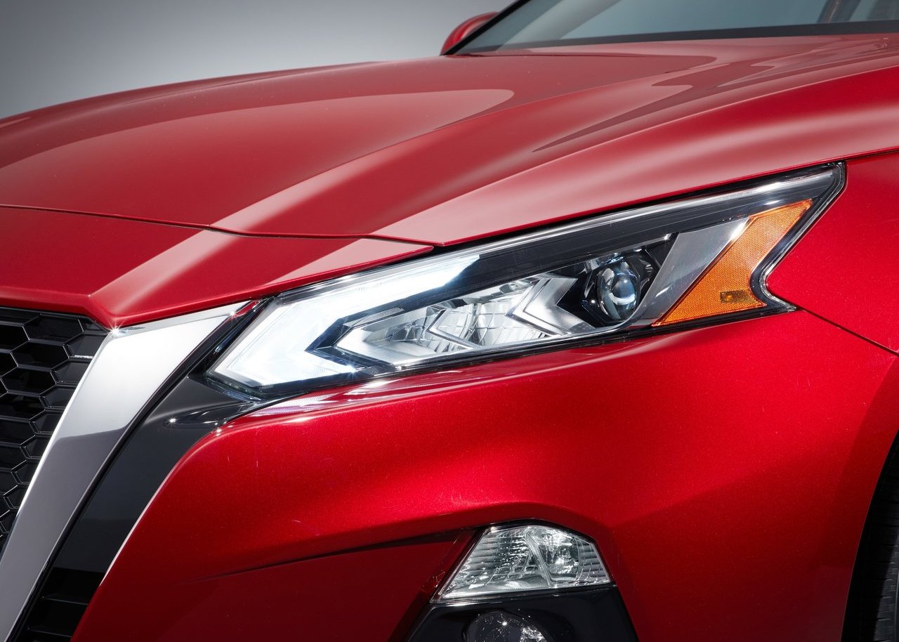 2020 Nissan Altima Headlight Redesign