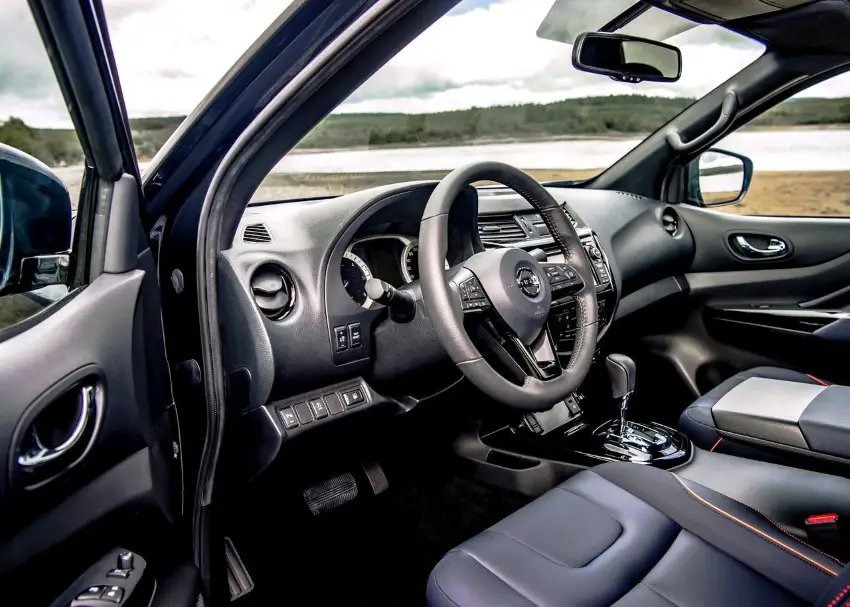 2020 Nissan Navara New Interior