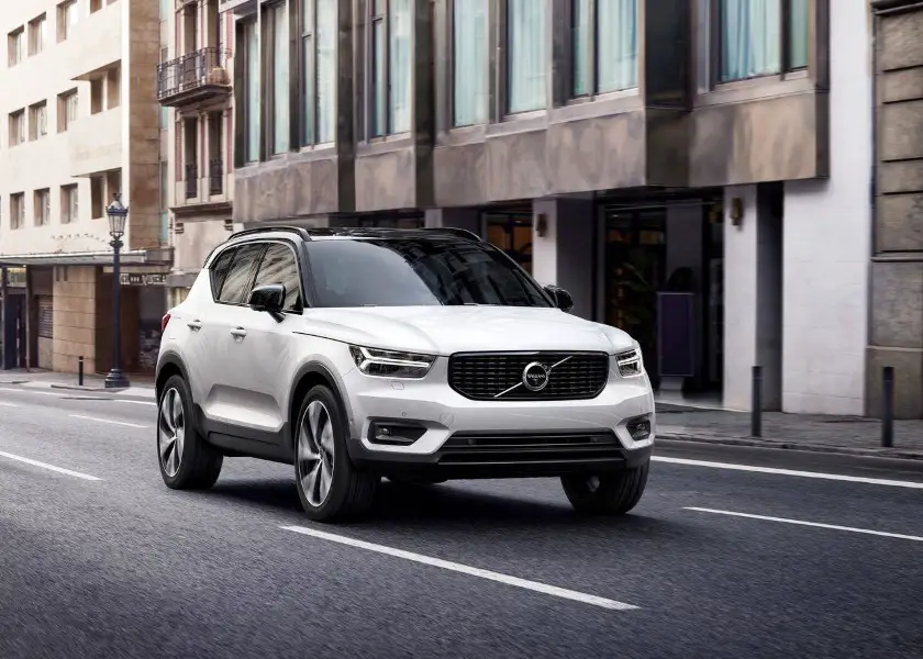 New Volvo XC40 VS XC60