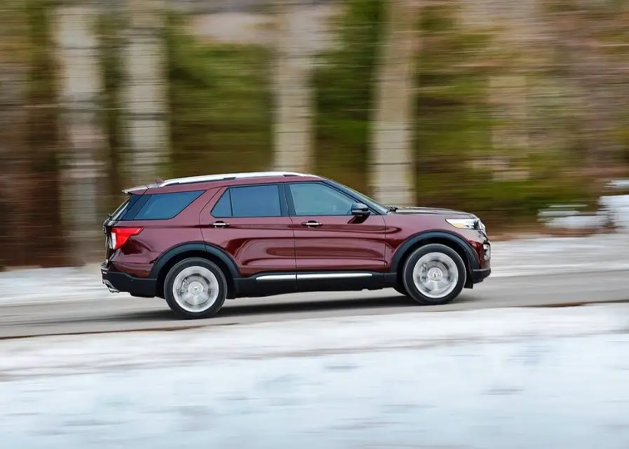 2020 Ford Explorer AWD Platinum Model
