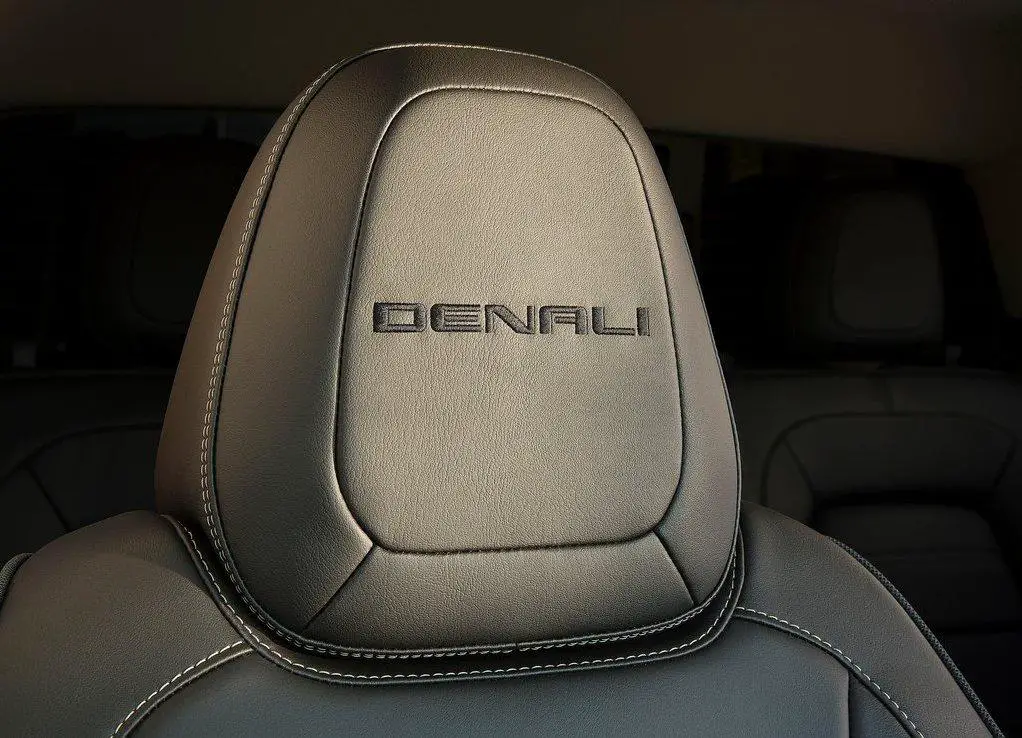 2020 GMC Canyon Denali Interior Seating