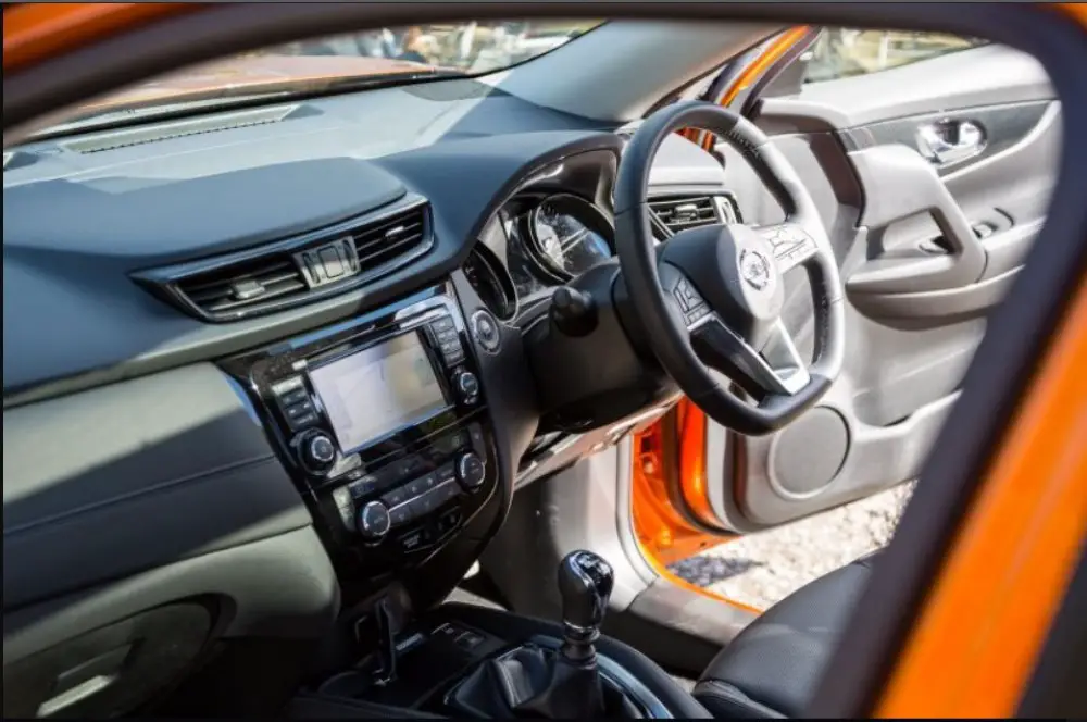 2020 Nissan X-Trail New Safety Feature & SAT NAV