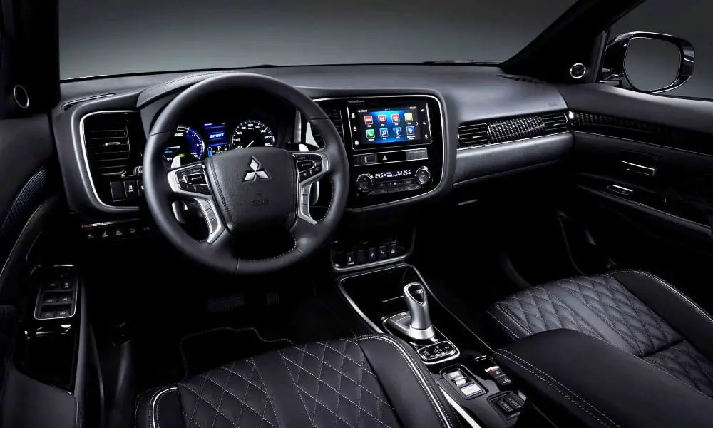 2020 Mitsubishi Outlander PHEV Interior Features