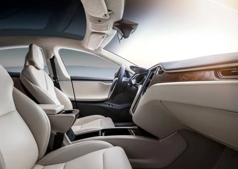 2020 Tesla Model S 100D Interior New features