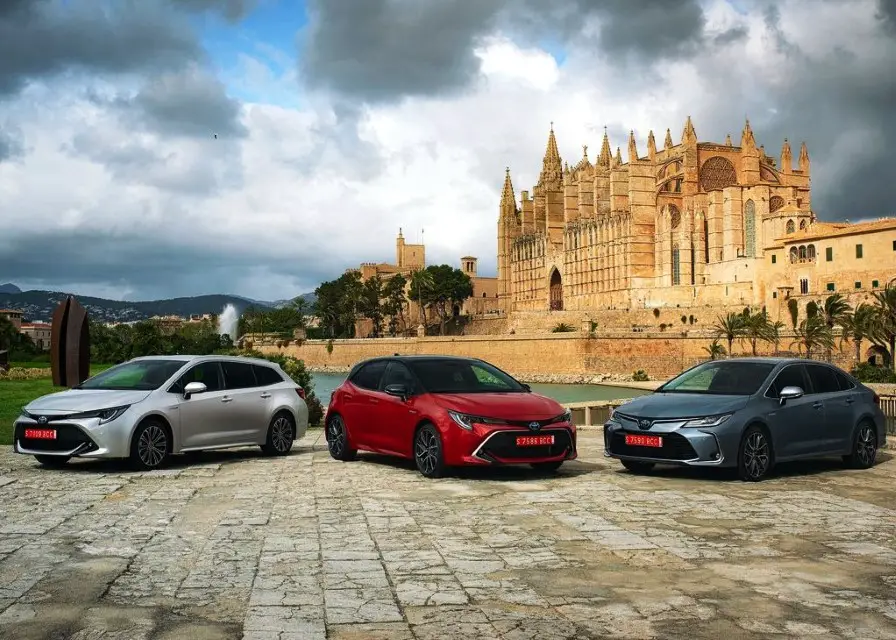 2020 Toyota Corolla Hybrid Configurations