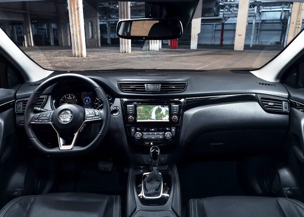 2021 Nissan Rogue Interior and Features