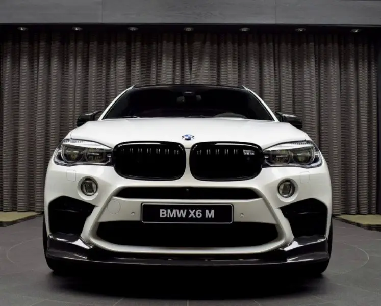 2021 BMW X6m Performance & Specs
