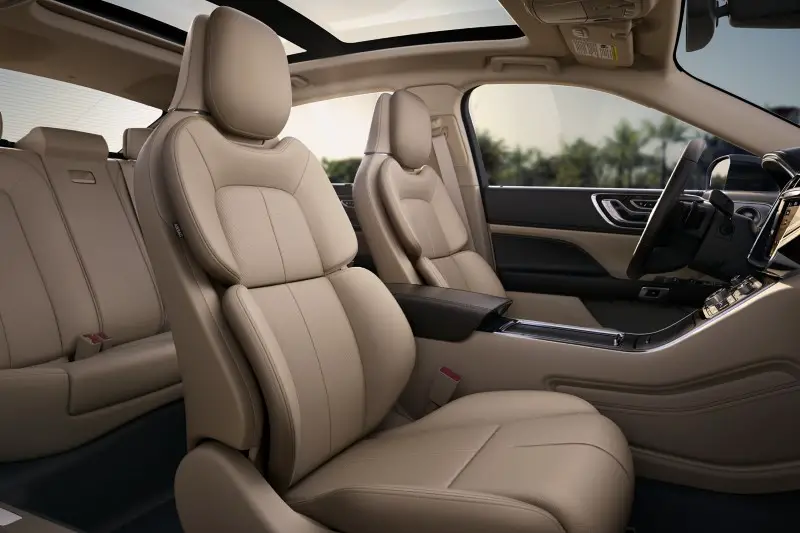 2021 Lincoln Continental Interior Seating and panoramic Sunroof