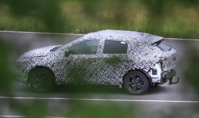 2022 Nissan Rogue Road Test Images