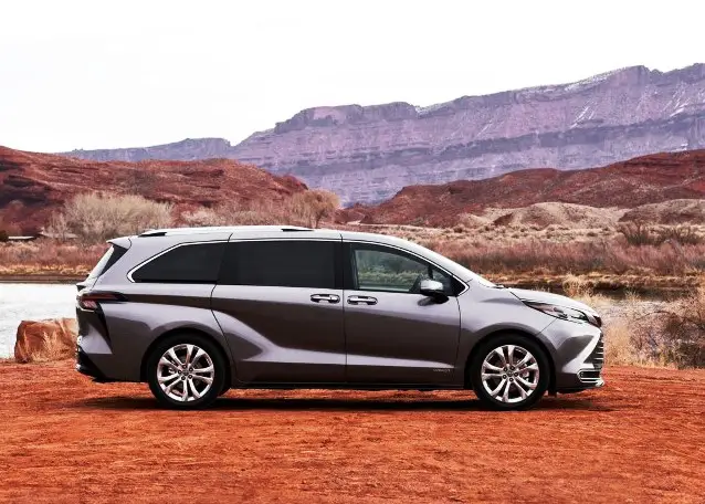 2022 Toyota Sienna Hybrid Engine Exterior Grey Exterior