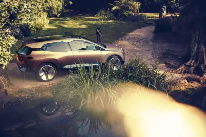 2022 BMW iNext Release Date & Price