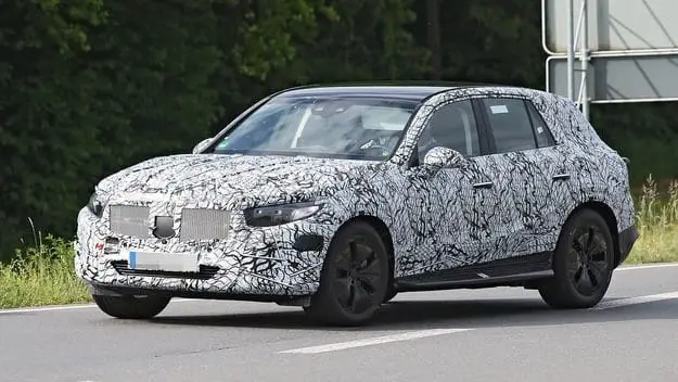 2022 Mercedes GLC 300 Spied Pictures