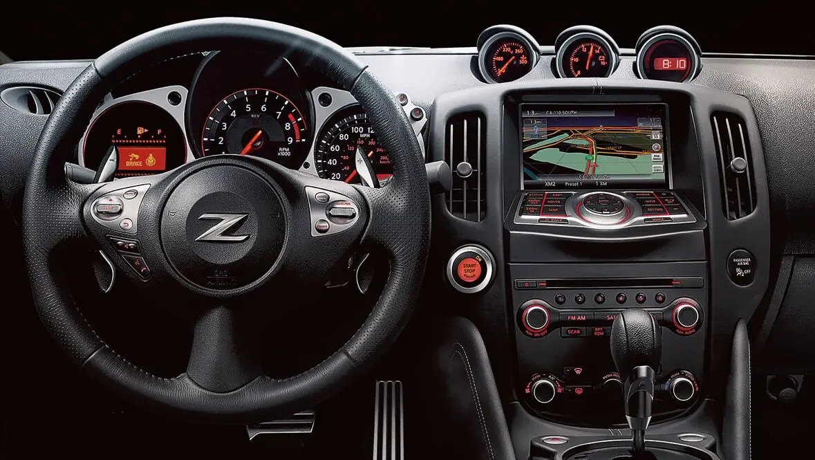 2022 Nissan 380z Dashboard