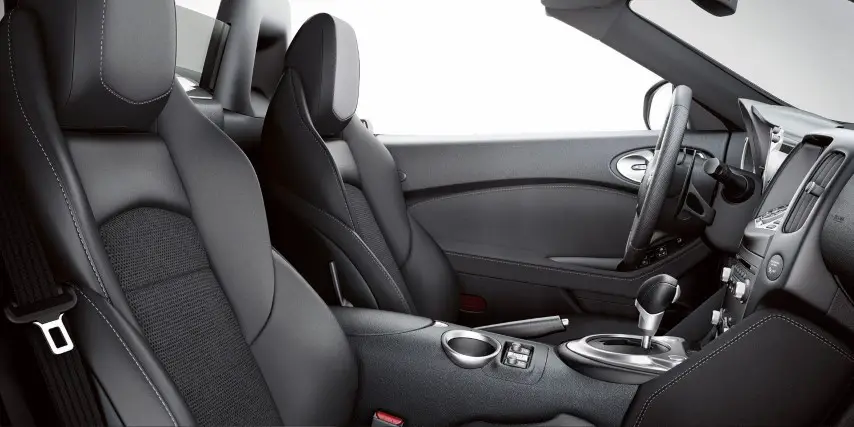 2022 Nissan 400Z Interior Based on Previous 370Z