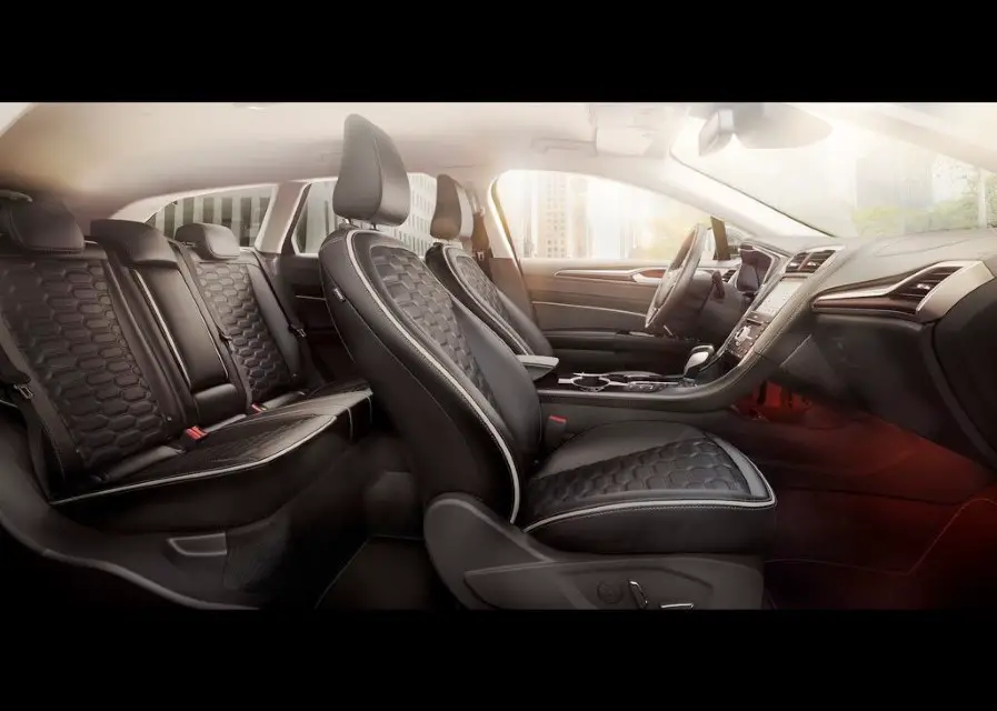 2022 Ford Fusion Active Wagon Seating Capacity