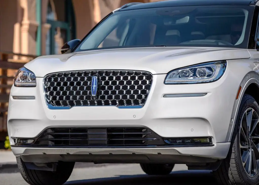 lincoln crossover 2022